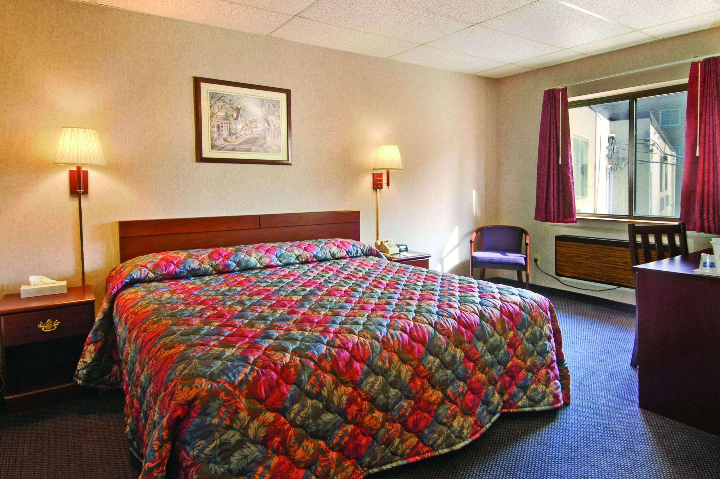 Travelodge By Wyndham Cleveland Lakewood Camera foto